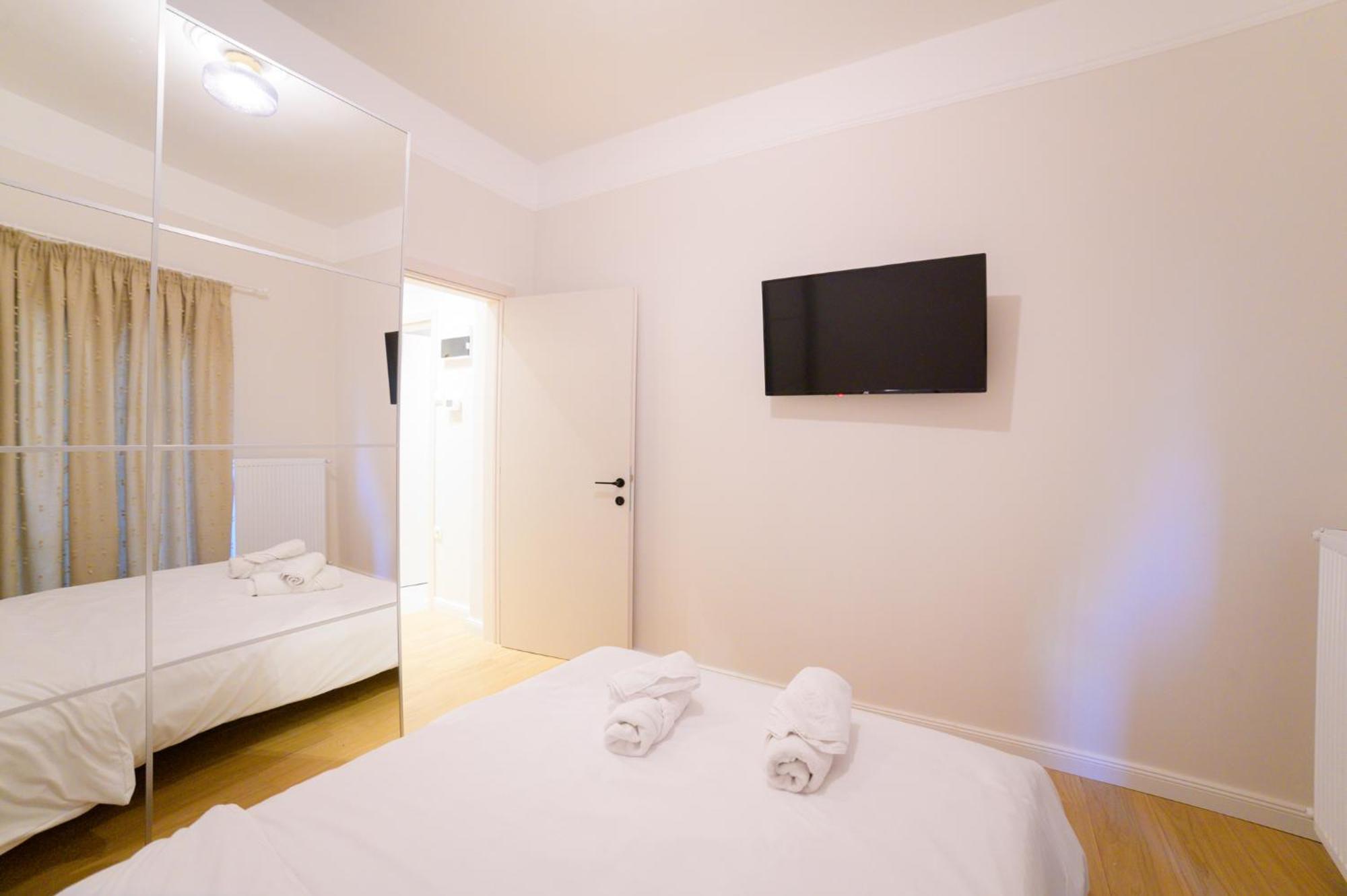 New Modern 2Nd Floor Apartment Салоники Экстерьер фото